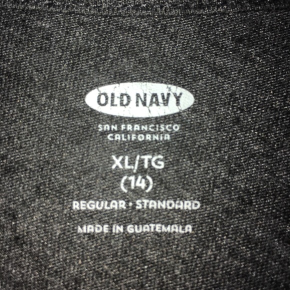 Old Navy t-shirt - Picture 3 of 7